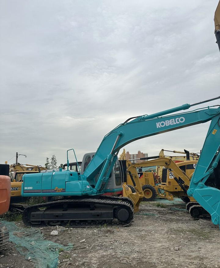 Kobelco SK200 - Pelle sur chenille: photos 5 Kobelco SK200 - Pelle sur chenille: photos 5