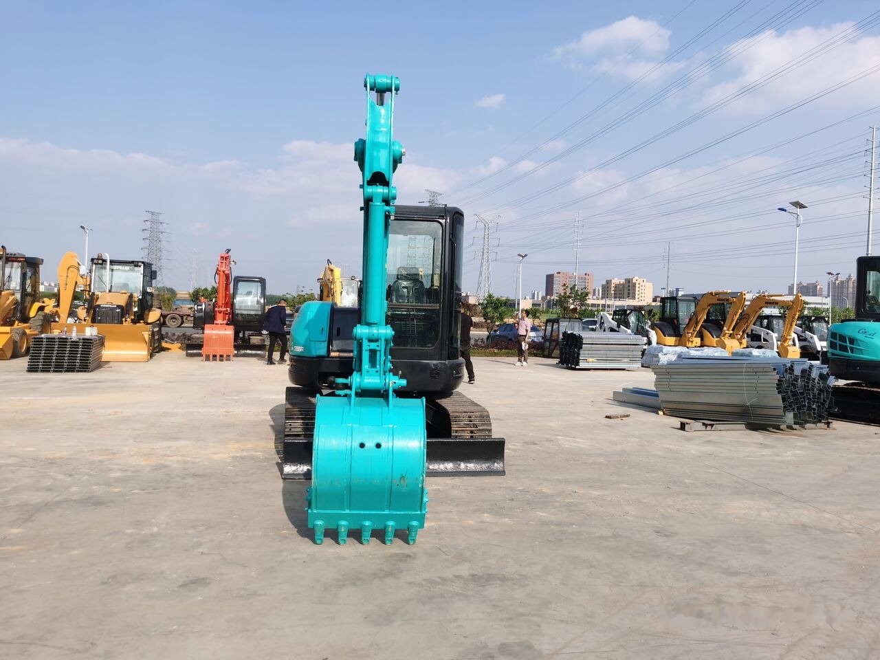 Kobelco SK55SR-5 - Pelle sur chenille: photos 3 Kobelco SK55SR-5 - Pelle sur chenille: photos 3