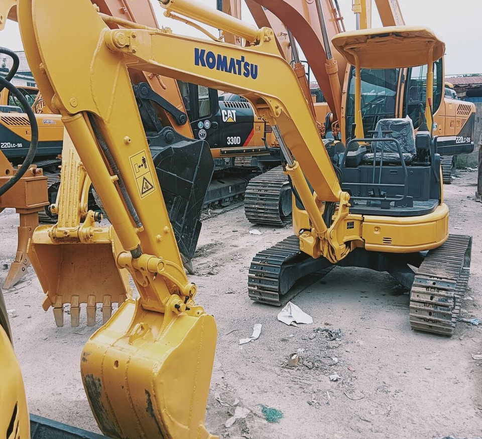 Komatsu PC30MR - Mini pelle: photos 5 Komatsu PC30MR - Mini pelle: photos 5