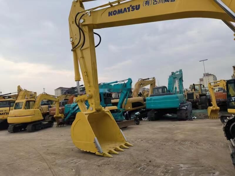 Pelle sur chenille Komatsu PC400-8: photos 6
