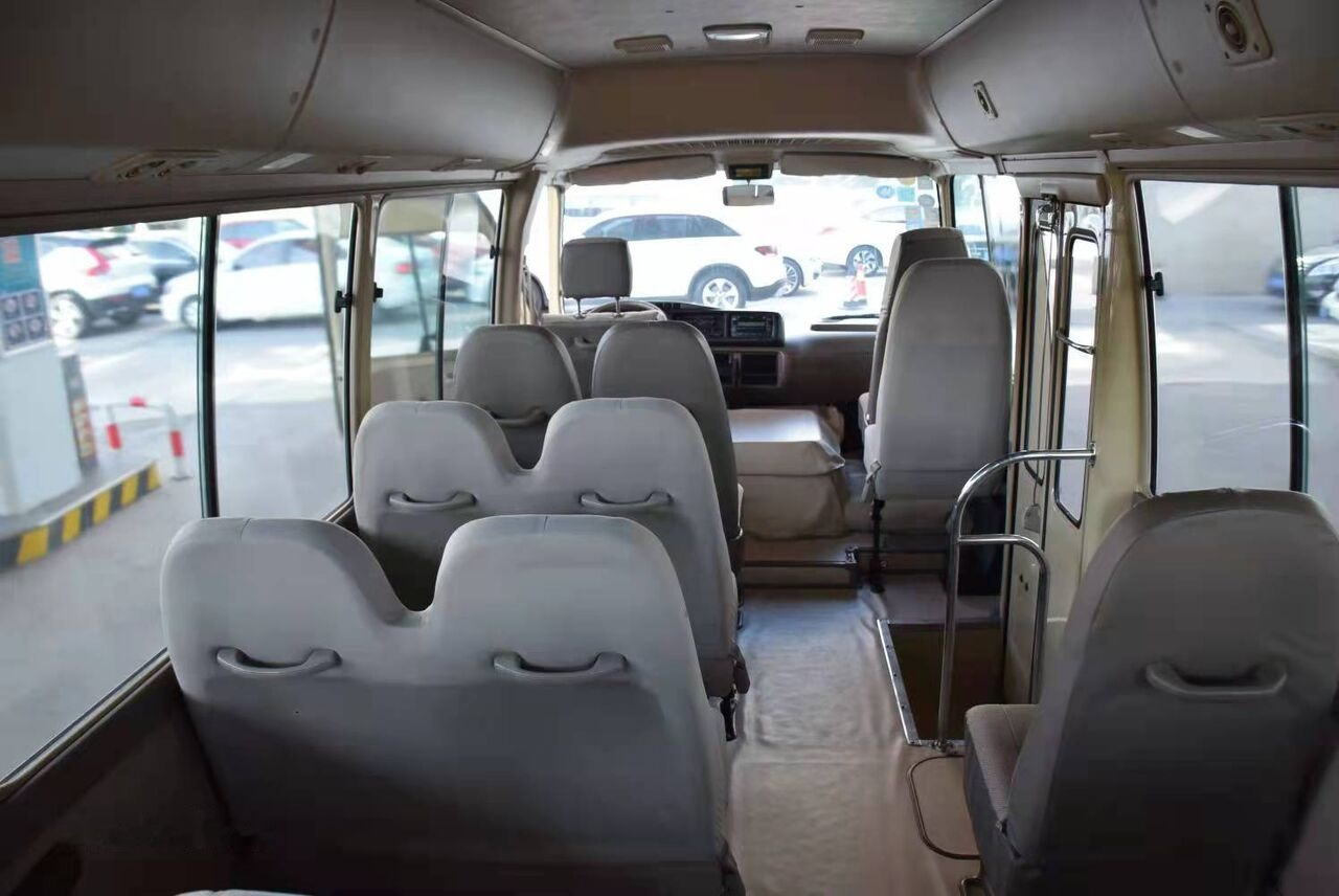 Toyota Coaster - Bus urbain: photos 5 Toyota Coaster - Bus urbain: photos 5