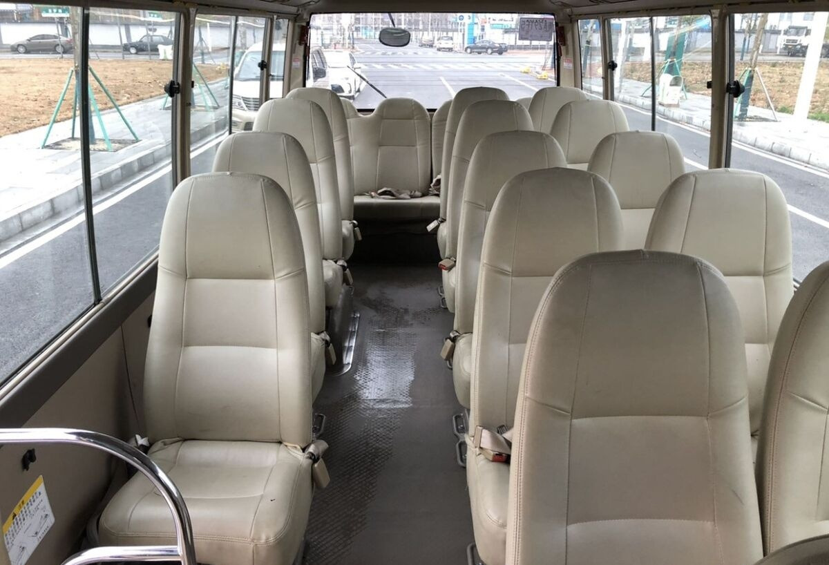 Toyota Coaster - Bus interurbain: photos 4 Toyota Coaster - Bus interurbain: photos 4