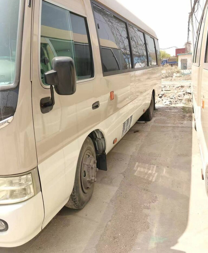 Toyota Coaster - Bus urbain: photos 2 Toyota Coaster - Bus urbain: photos 2