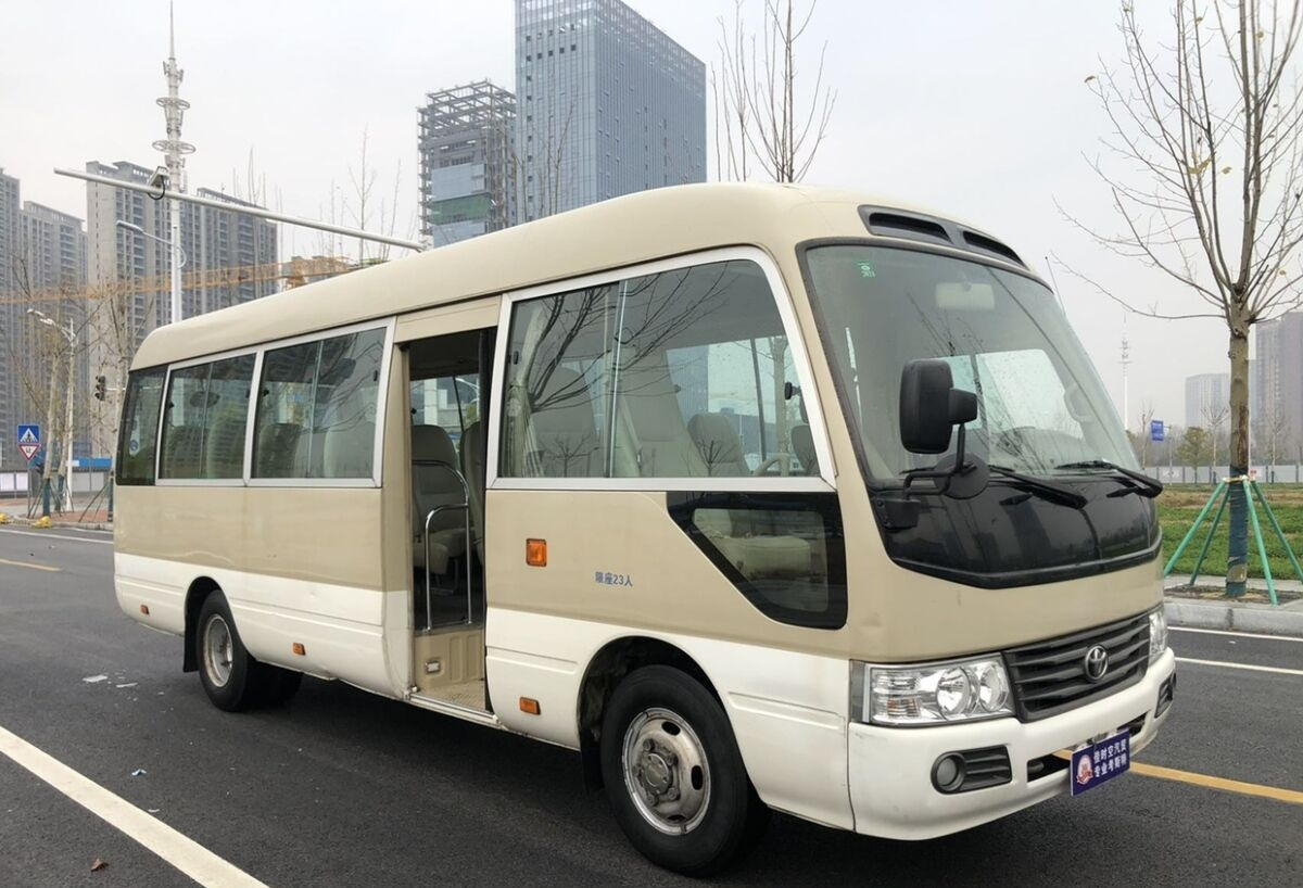 Toyota Coaster - Bus interurbain: photos 2 Toyota Coaster - Bus interurbain: photos 2