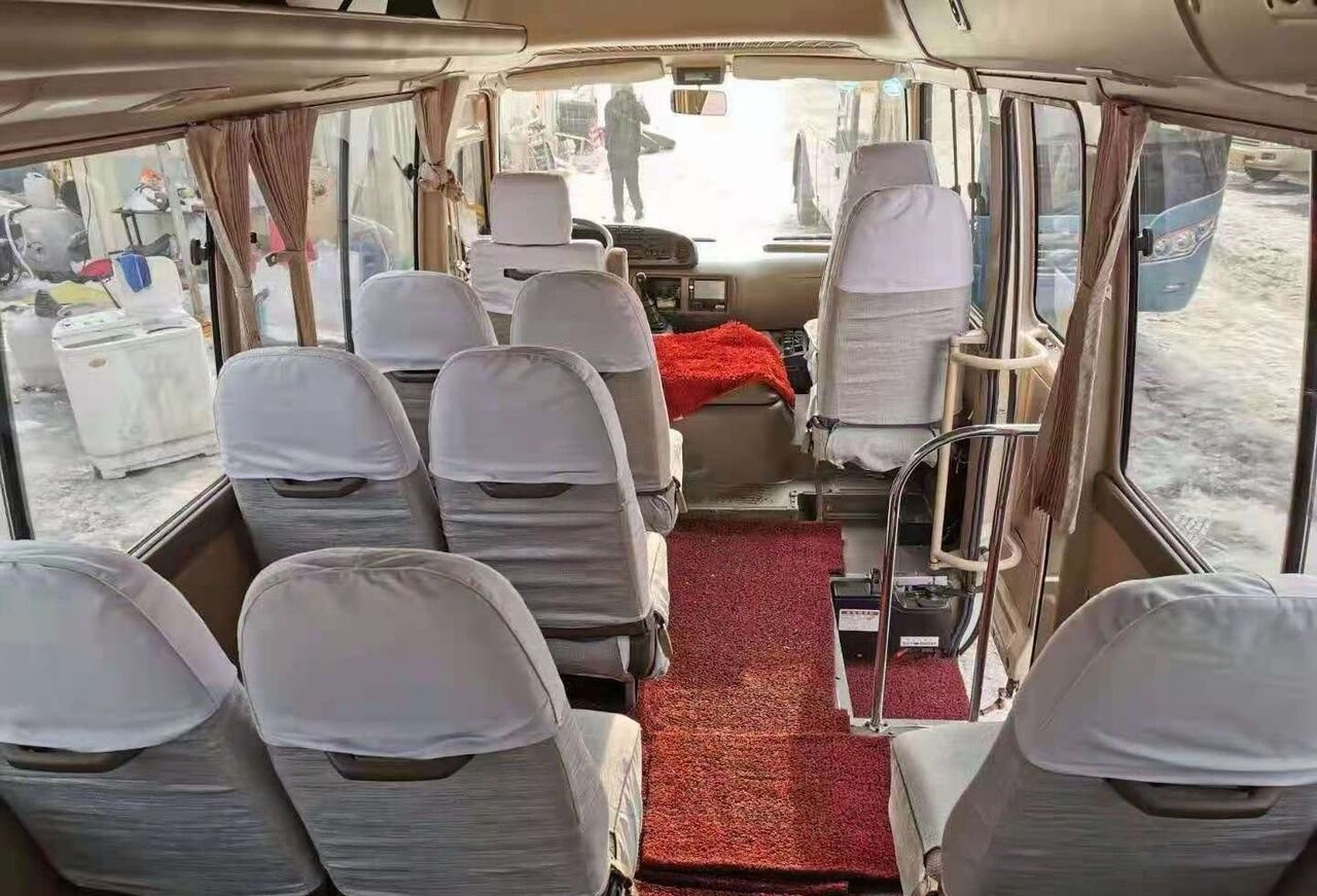 Toyota Coaster - Bus interurbain: photos 3 Toyota Coaster - Bus interurbain: photos 3