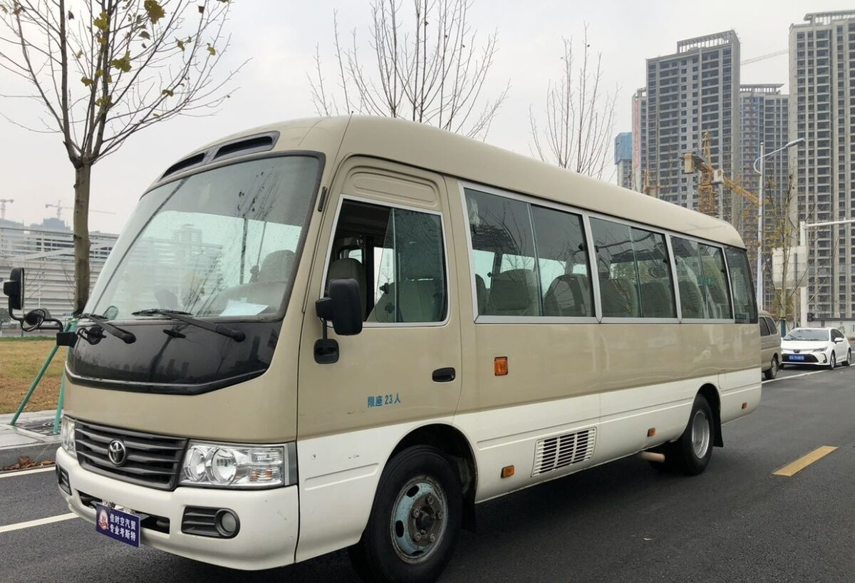 Toyota Coaster - Bus interurbain: photos 1 Toyota Coaster - Bus interurbain: photos 1