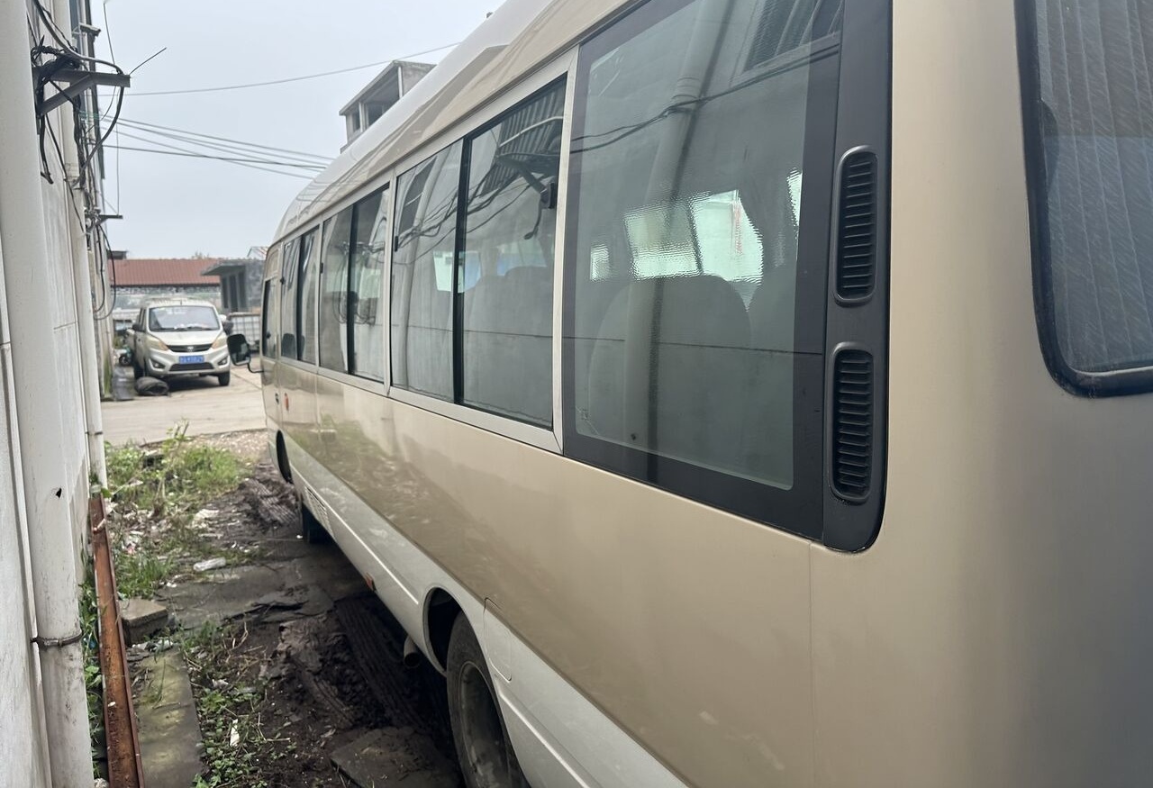 Toyota diesel Coaster - Bus urbain: photos 1 Toyota diesel Coaster - Bus urbain: photos 1