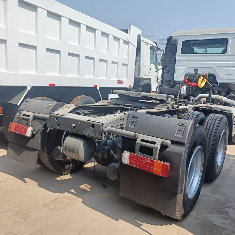 HOWO 6x4 - Tracteur routier: photos 5 HOWO 6x4 - Tracteur routier: photos 5