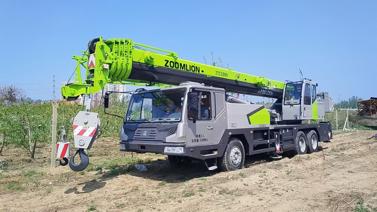ZOOMLION ZTC300V - Grue mobile: photos 2 ZOOMLION ZTC300V - Grue mobile: photos 2