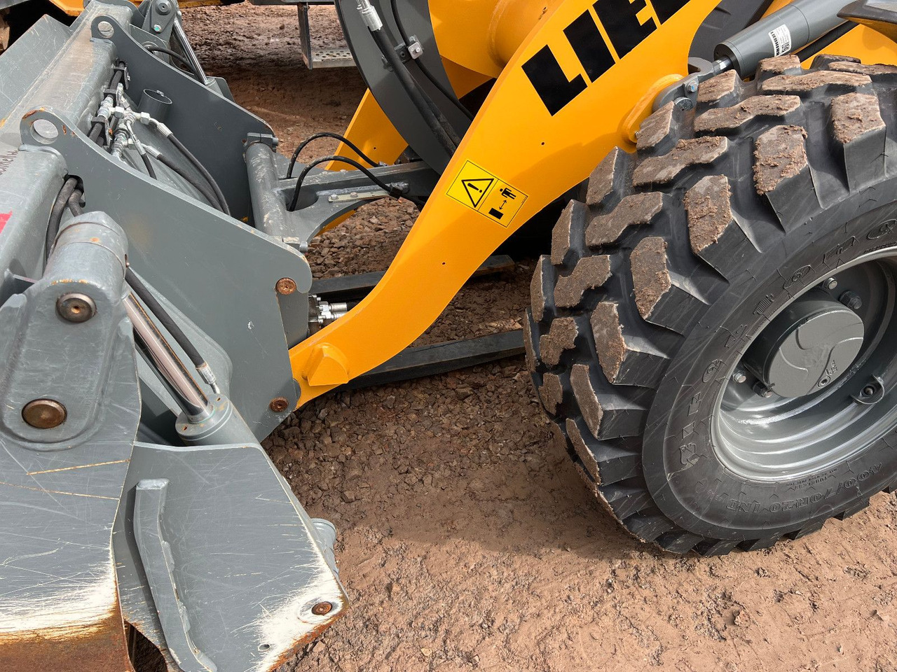 Liebherr L 507 Stereo V Likufix - Chargeuse sur pneus: photos 3 Liebherr L 507 Stereo V Likufix - Chargeuse sur pneus: photos 3