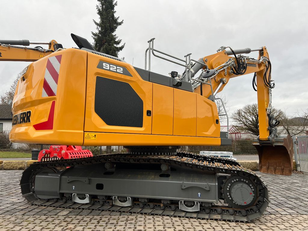Liebherr R 922 G 6.0-D - Pelle sur chenille: photos 3 Liebherr R 922 G 6.0-D - Pelle sur chenille: photos 3