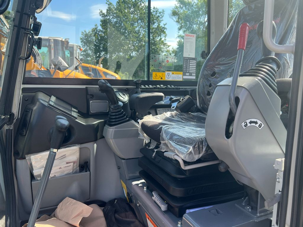 Takeuchi TB 250-2 u. 260 - Mini pelle: photos 2 Takeuchi TB 250-2 u. 260 - Mini pelle: photos 2