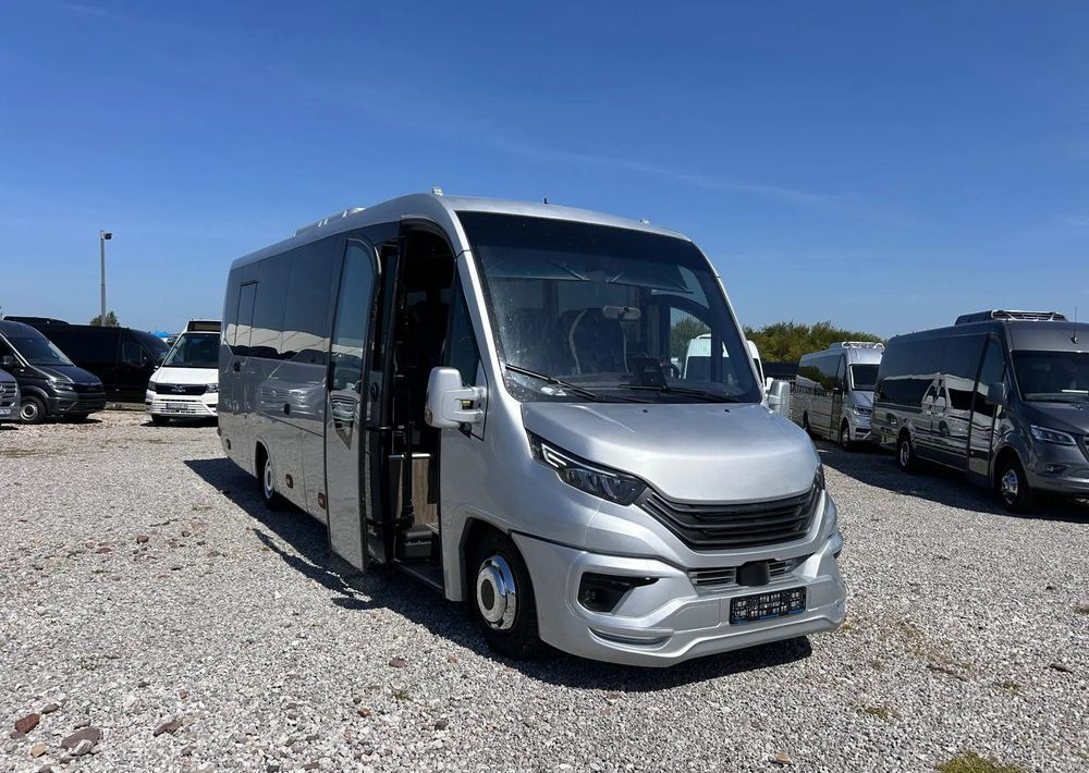 Iveco Daily - Minibus, Transport de personnes: photos 1 Iveco Daily - Minibus, Transport de personnes: photos 1