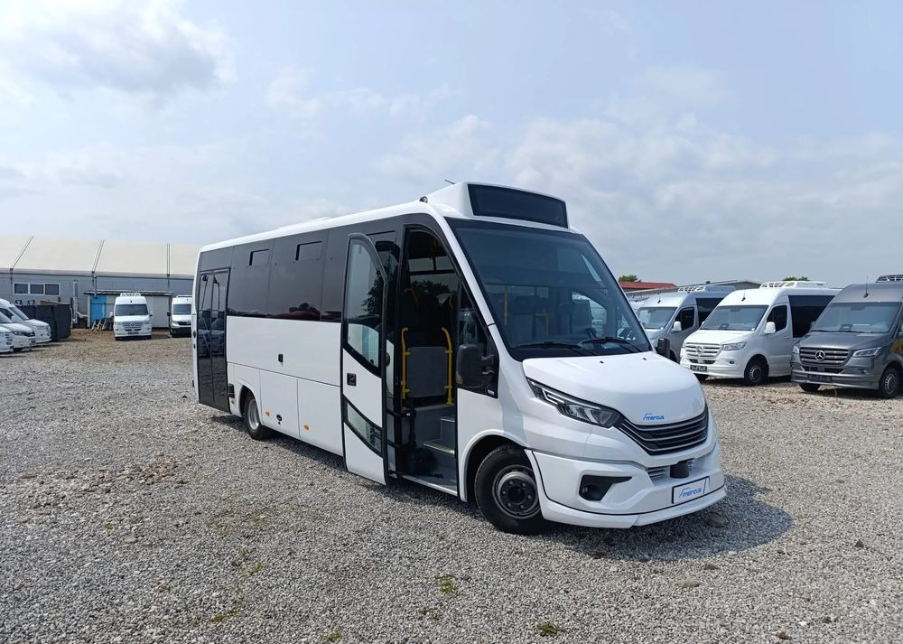 Iveco Mercus Daily City - Minibus, Transport de personnes: photos 1 Iveco Mercus Daily City - Minibus, Transport de personnes: photos 1