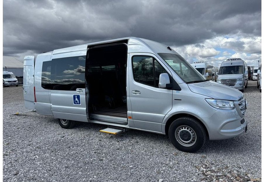 Mercedes-Benz eSprinter - Minibus, Bus électrique: photos 3 Mercedes-Benz eSprinter - Minibus, Bus électrique: photos 3