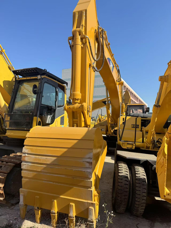 CATERPILLAR 330BL - Pelle sur chenille: photos 5 CATERPILLAR 330BL - Pelle sur chenille: photos 5