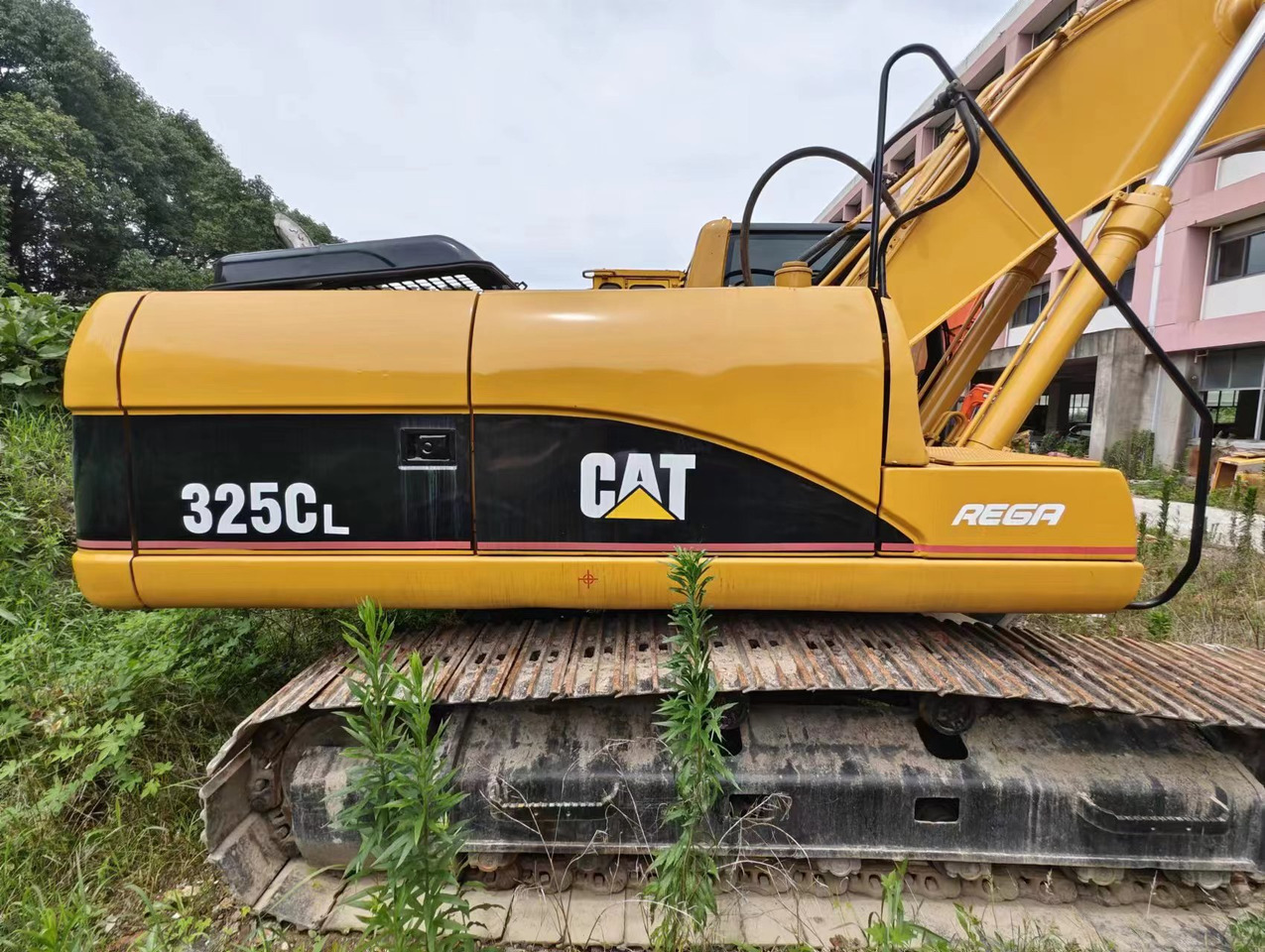 CATERPILLAR CAT 325C - Pelle sur chenille: photos 3 CATERPILLAR CAT 325C - Pelle sur chenille: photos 3