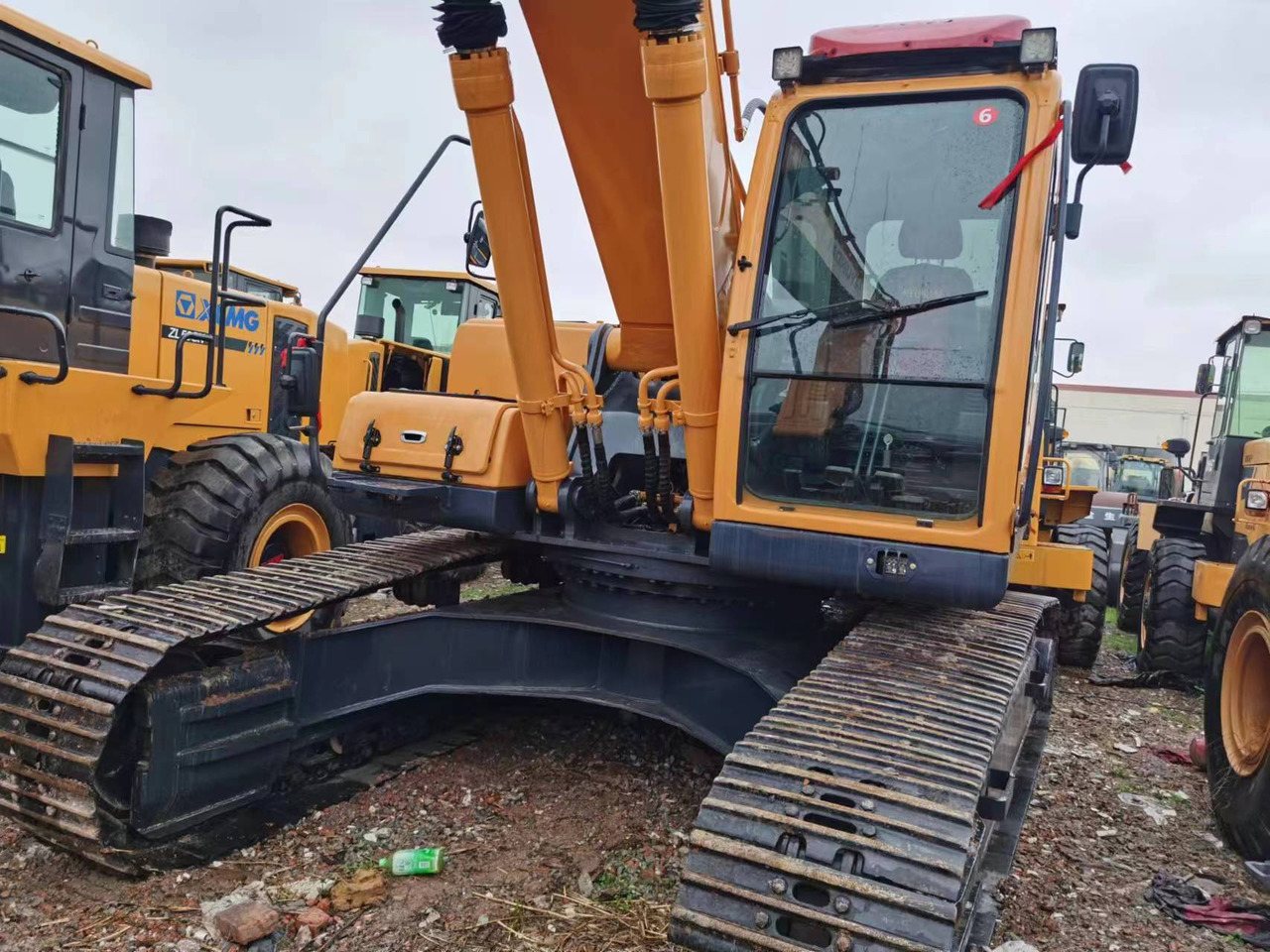 HYUNDAI 305LC-9T 220LC-9S - Pelle sur chenille: photos 2 HYUNDAI 305LC-9T 220LC-9S - Pelle sur chenille: photos 2