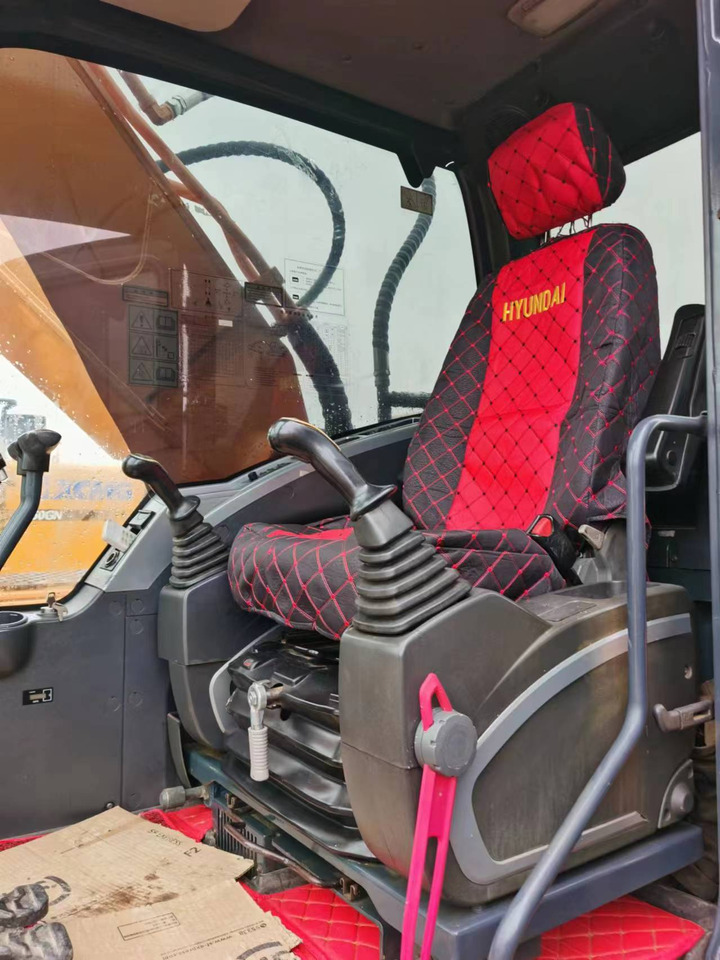 HYUNDAI 305LC-9T - Pelle sur chenille: photos 4 HYUNDAI 305LC-9T - Pelle sur chenille: photos 4