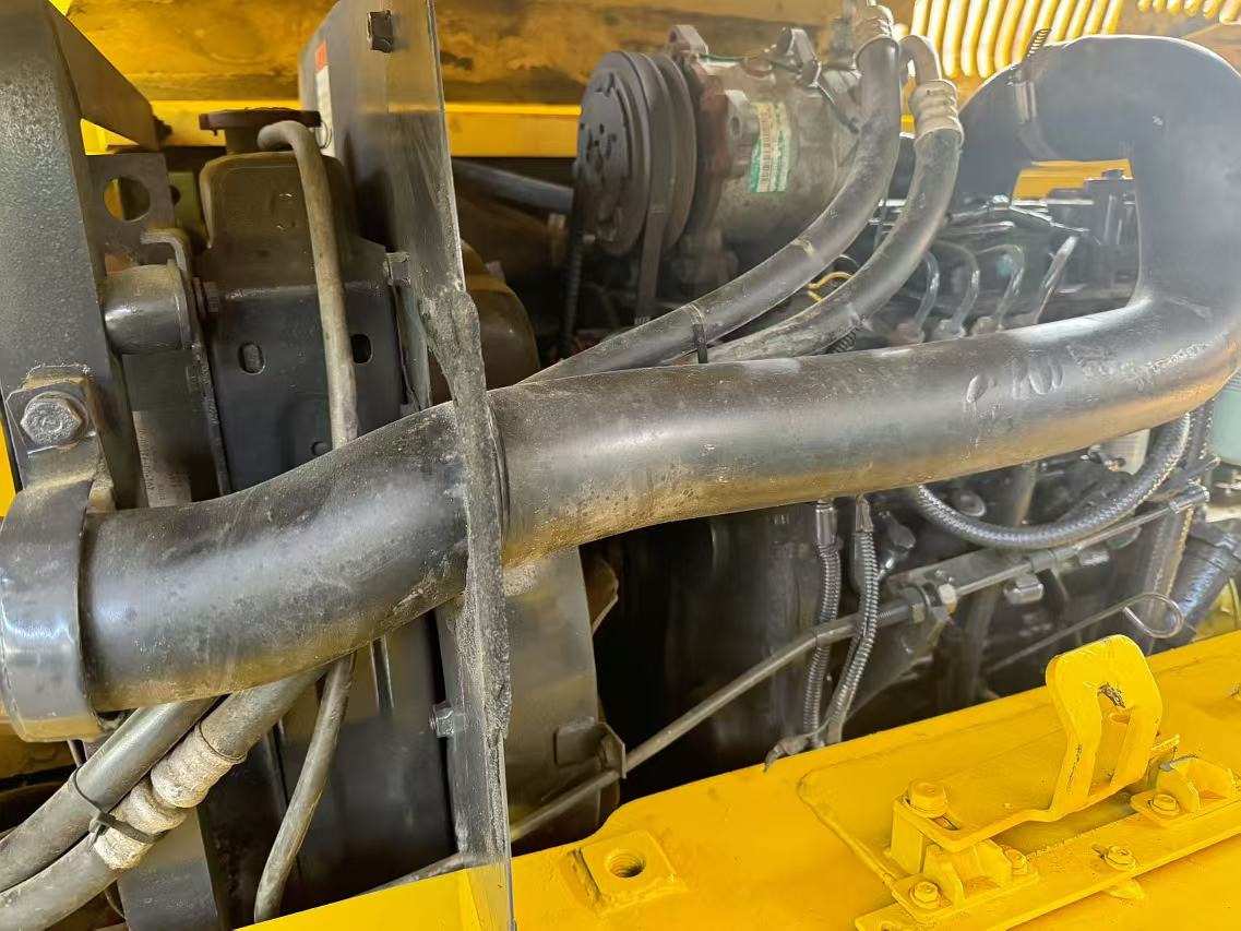 KOMATSU PC60-7 - Mini pelle: photos 4 KOMATSU PC60-7 - Mini pelle: photos 4