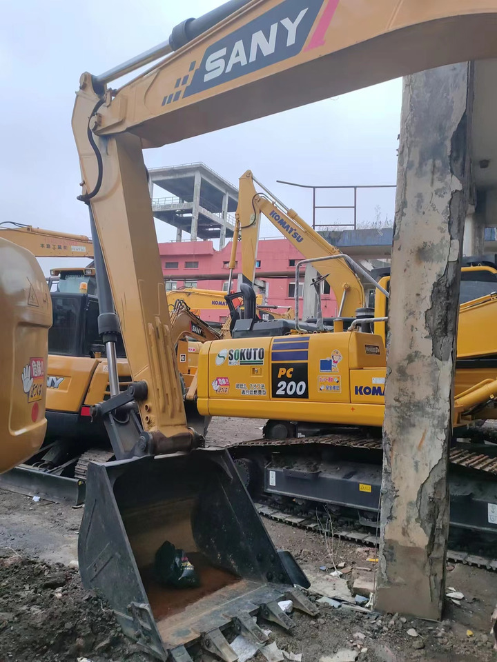 SANY SY215C-9 - Pelle sur chenille: photos 5 SANY SY215C-9 - Pelle sur chenille: photos 5