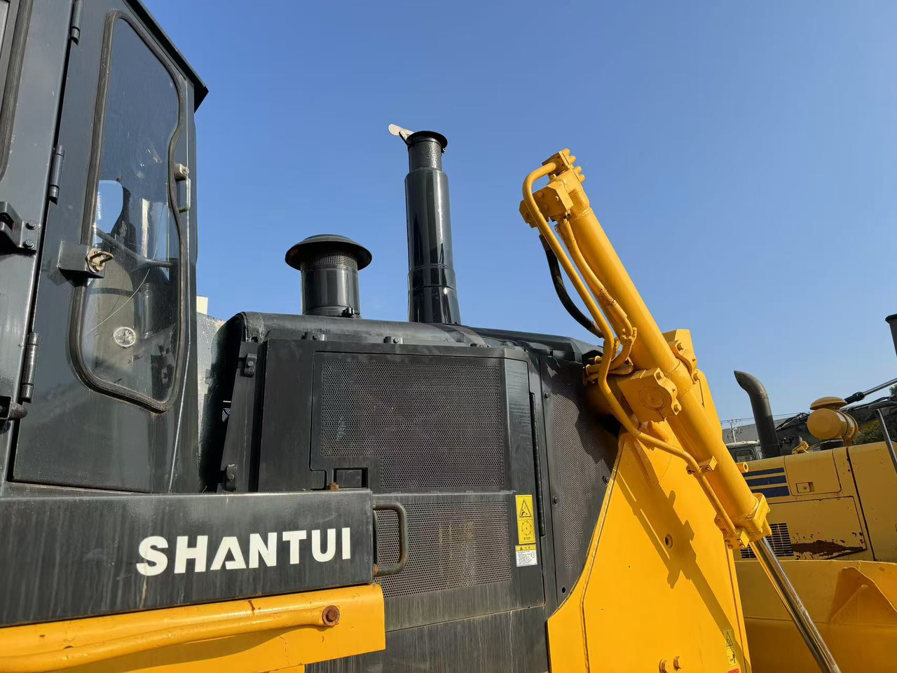SHANTUI SD32 - Bulldozer: photos 4 SHANTUI SD32 - Bulldozer: photos 4
