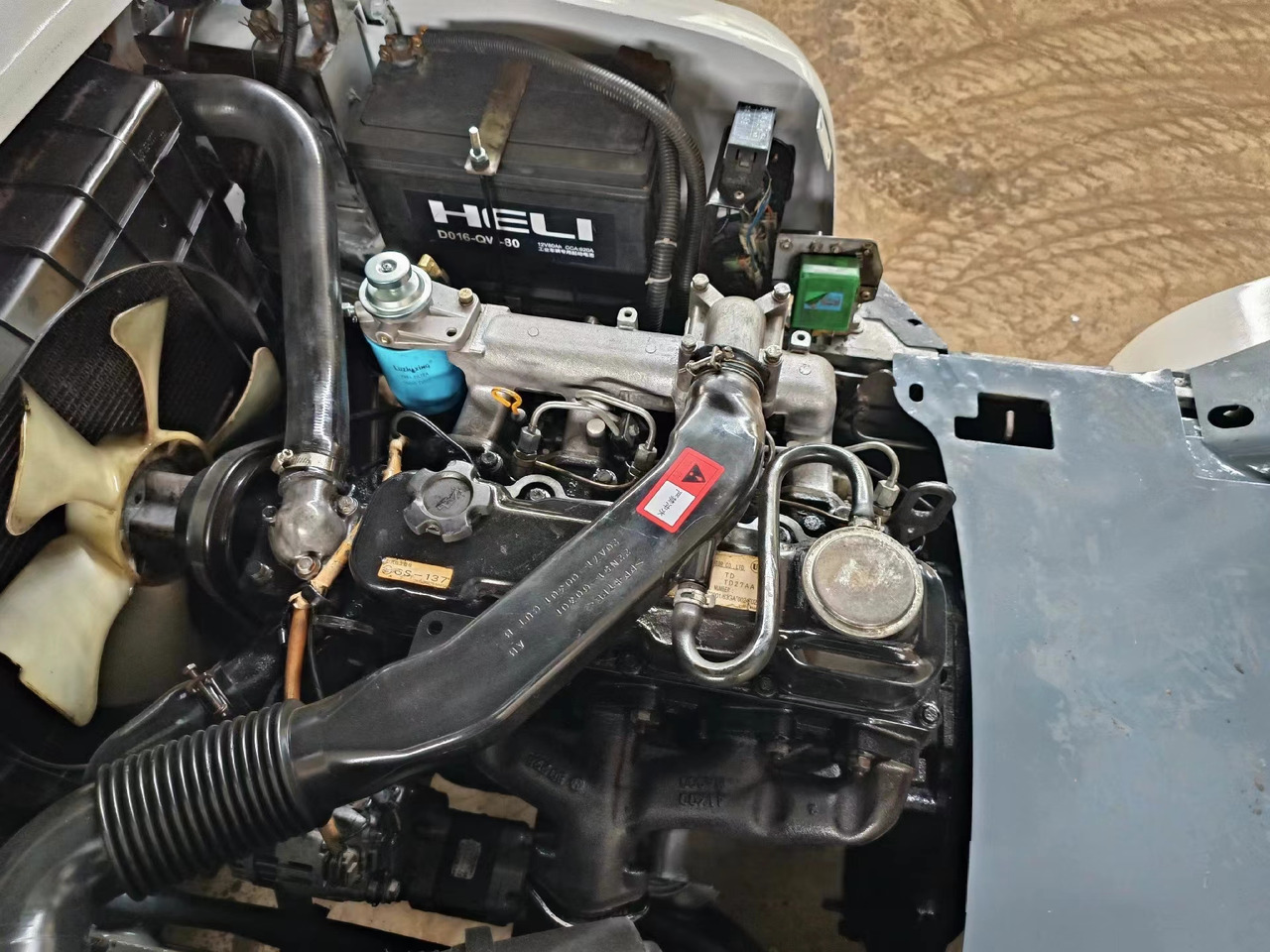 TCM FD30 - Chariot élévateur diesel: photos 4 TCM FD30 - Chariot élévateur diesel: photos 4