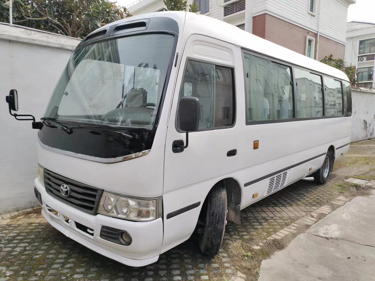 TOYOTA coaster - Minibus, Transport de personnes: photos 2 TOYOTA coaster - Minibus, Transport de personnes: photos 2