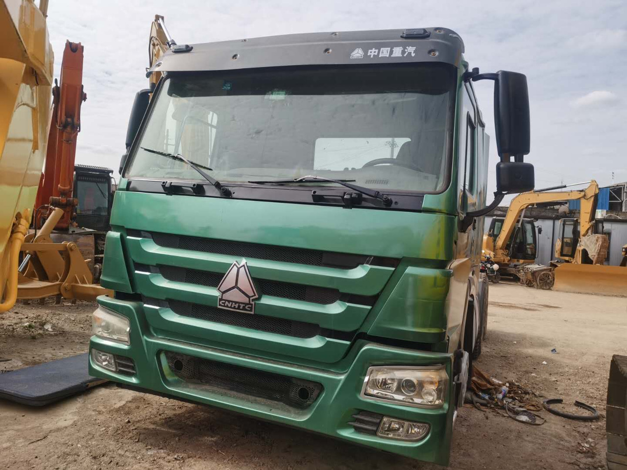 HOWO truck - Tracteur routier: photos 2 HOWO truck - Tracteur routier: photos 2