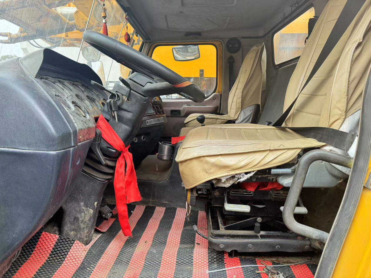 XCMG QY100K - Grue mobile: photos 4 XCMG QY100K - Grue mobile: photos 4