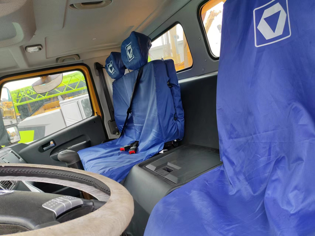 XCMG QY75KC QY75K truck crane 75tons - Grue mobile: photos 5 XCMG QY75KC QY75K truck crane 75tons - Grue mobile: photos 5