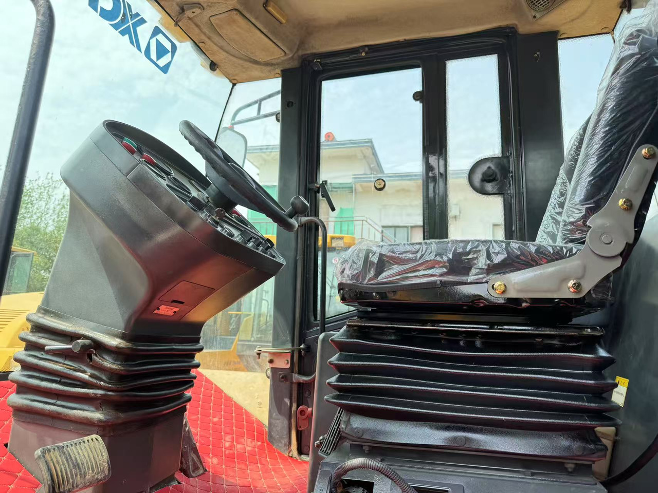 XCMG XS143J - Rouleau compresseur: photos 5 XCMG XS143J - Rouleau compresseur: photos 5