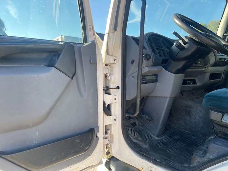 Photo d'intérieur 1: Châssis cabine DAF LF 45 Chassis Truck Photo d'intérieur 1: Châssis cabine DAF LF 45 Chassis Truck