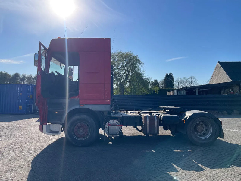 DAF XF 95.430 Tractor - Tracteur routier: photos 4 DAF XF 95.430 Tractor - Tracteur routier: photos 4