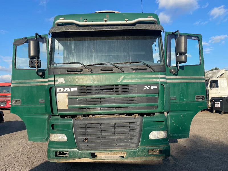 DAF XF 95.430 Tractor Unit - Tracteur routier: photos 2 DAF XF 95.430 Tractor Unit - Tracteur routier: photos 2