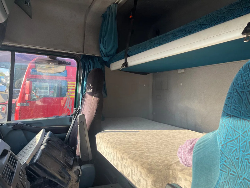 Tracteur routier DAF XF 95.430 Tractor Unit: photos 11 Tracteur routier DAF XF 95.430 Tractor Unit: photos 11