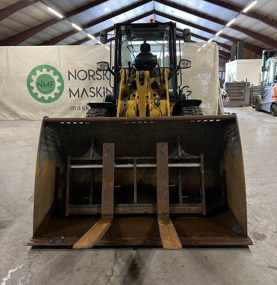 Cat 908M - Autre matériel: photos 4 Cat 908M - Autre matériel: photos 4