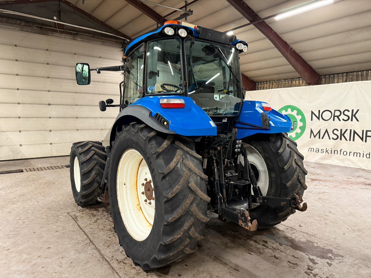 New Holland T5.115 EC - Tracteur agricole: photos 3 New Holland T5.115 EC - Tracteur agricole: photos 3