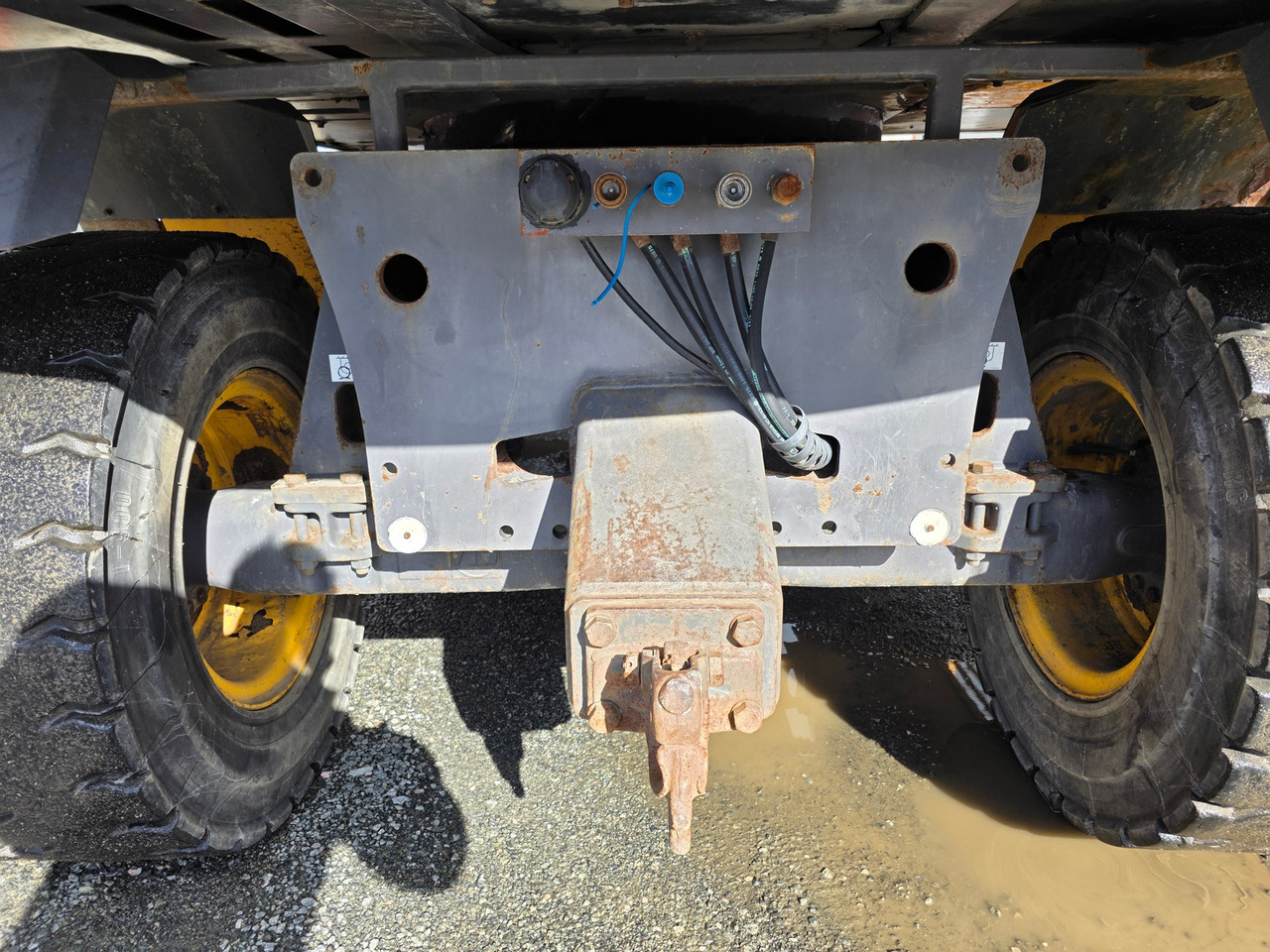 Volvo EW160C - Pelle sur pneus: photos 5 Volvo EW160C - Pelle sur pneus: photos 5