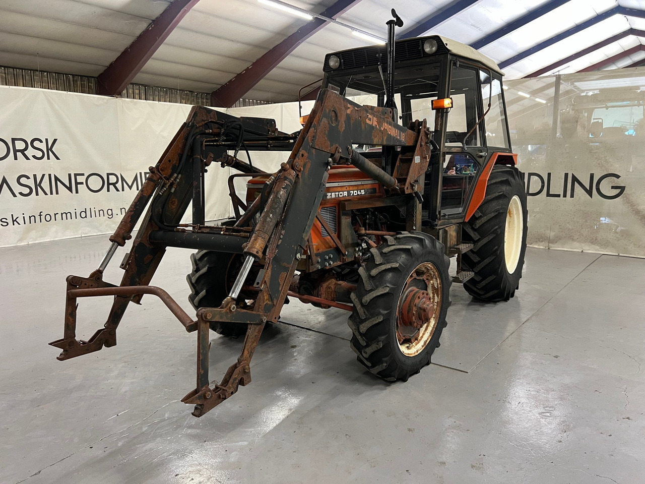 Zetor 7045 (Redusert moms) - Tracteur agricole: photos 3 Zetor 7045 (Redusert moms) - Tracteur agricole: photos 3