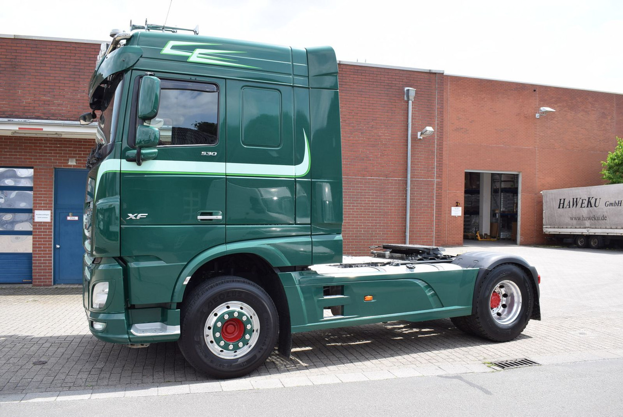 DAF XF 530 FT Retarder Leder Standklima Hydraulik - Tracteur routier: photos 2 DAF XF 530 FT Retarder Leder Standklima Hydraulik - Tracteur routier: photos 2