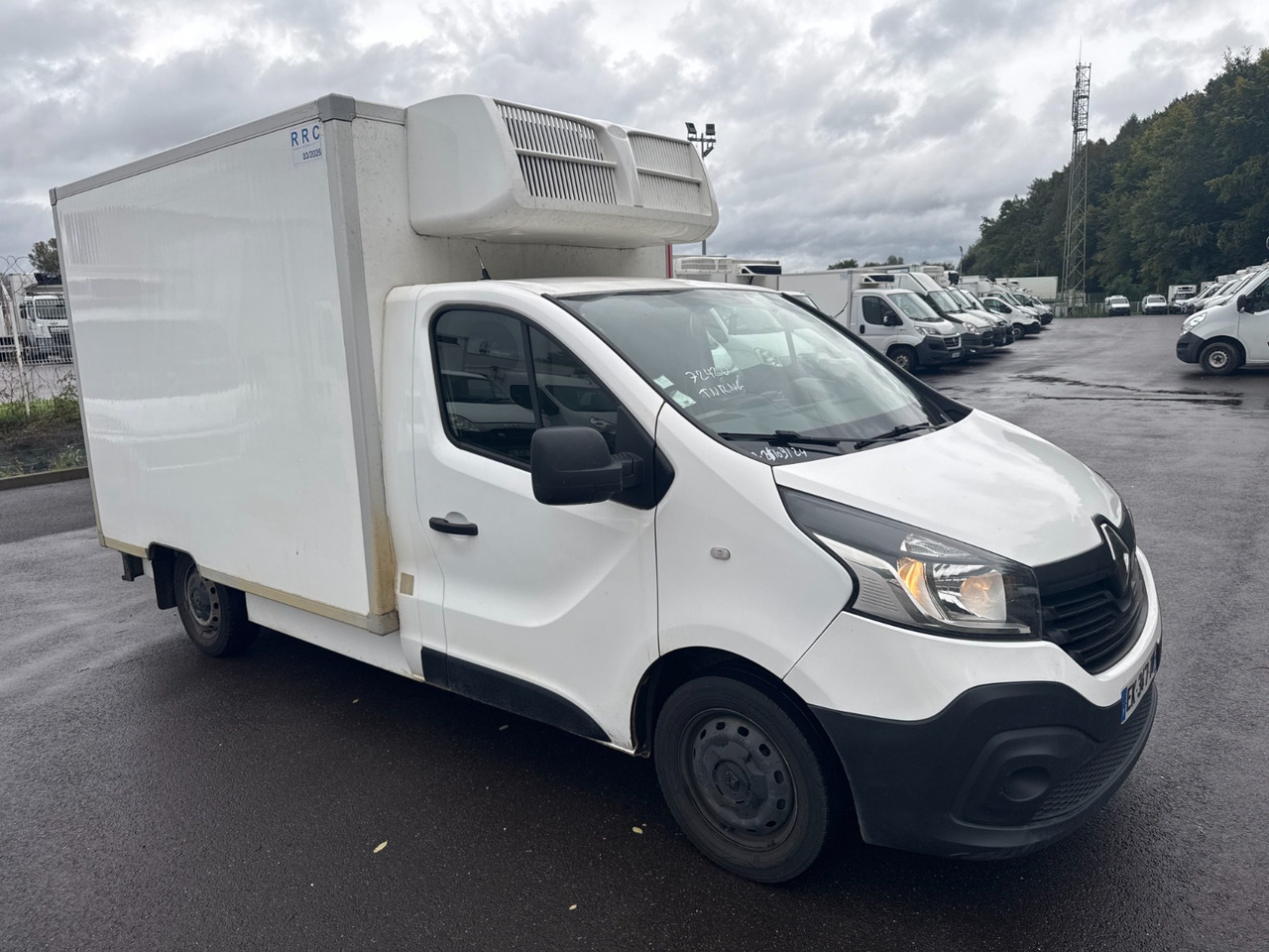 RENAULT TRAFIC KONTENER CHŁODNIA MROŹNIA NR 840 - Utilitaire frigorifique: photos 1 RENAULT TRAFIC KONTENER CHŁODNIA MROŹNIA NR 840 - Utilitaire frigorifique: photos 1