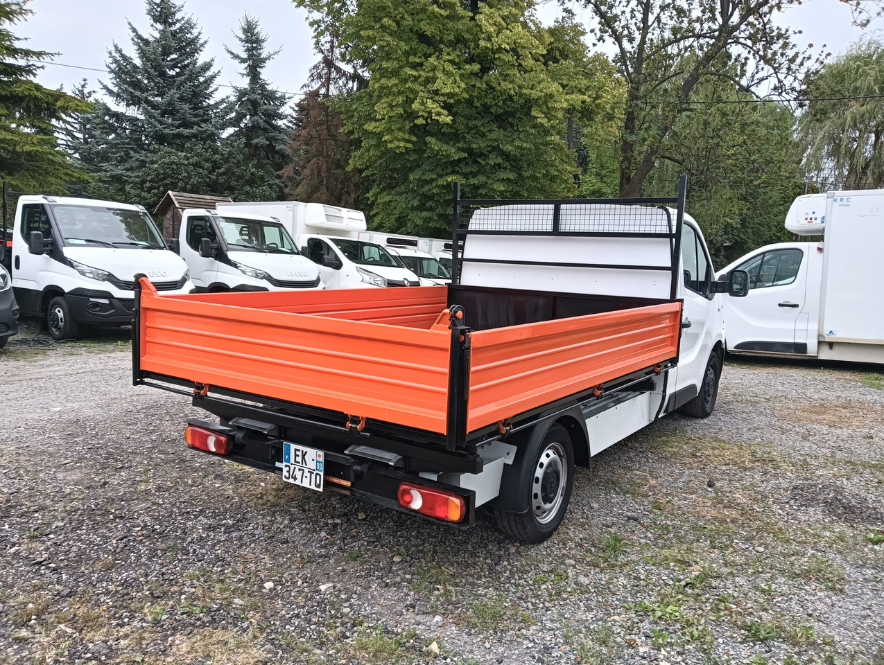 RENAULT TRAFIC WYWROTKA KIPER Z NAJAZDAMI NR 840 - Utilitaire benne: photos 3 RENAULT TRAFIC WYWROTKA KIPER Z NAJAZDAMI NR 840 - Utilitaire benne: photos 3