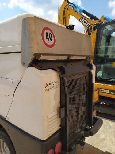 Balayeuse de voirie Bucher CC 2020: photos 6 Balayeuse de voirie Bucher CC 2020: photos 6