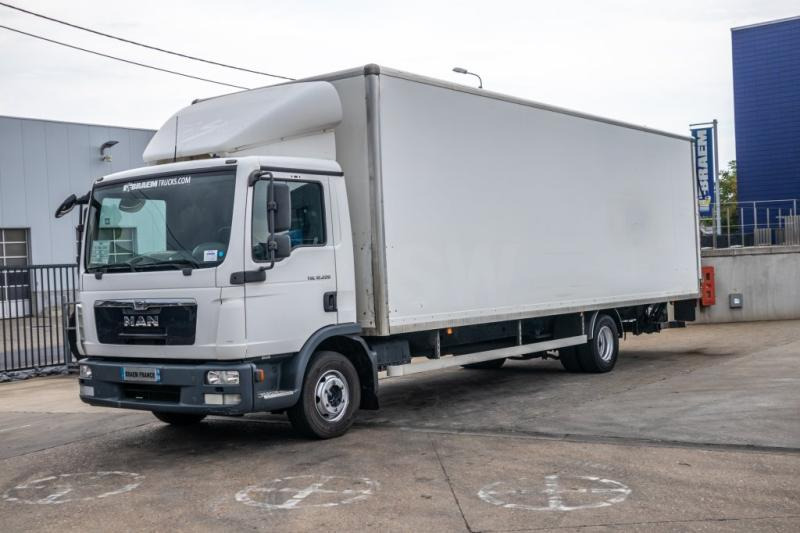 MAN TGL 12.220 BL+E5+HAYON - Camion fourgon: photos 1 MAN TGL 12.220 BL+E5+HAYON - Camion fourgon: photos 1