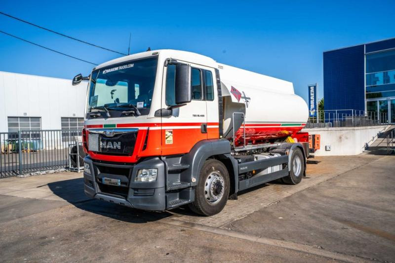 MAN TGS 18.400 4x4H +ALU CM 11.500L /4 COMP - Camion citerne: photos 1 MAN TGS 18.400 4x4H +ALU CM 11.500L /4 COMP - Camion citerne: photos 1