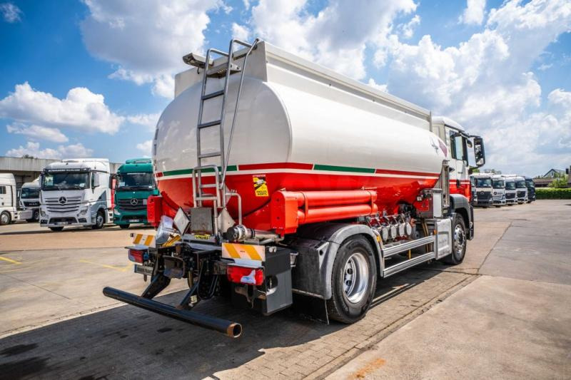 MAN TGS 18.400 // CUVE ALU MAGYAR 13.500L + 5 COMP - Camion citerne: photos 4 MAN TGS 18.400 // CUVE ALU MAGYAR 13.500L + 5 COMP - Camion citerne: photos 4