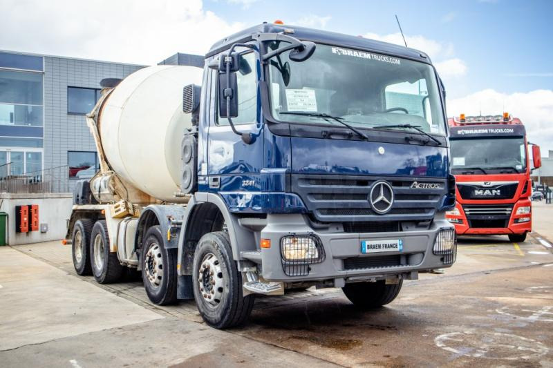 Mercedes ACTROS 3241 BB-MP2+E5+STETTER - Camion malaxeur: photos 2 Mercedes ACTROS 3241 BB-MP2+E5+STETTER - Camion malaxeur: photos 2