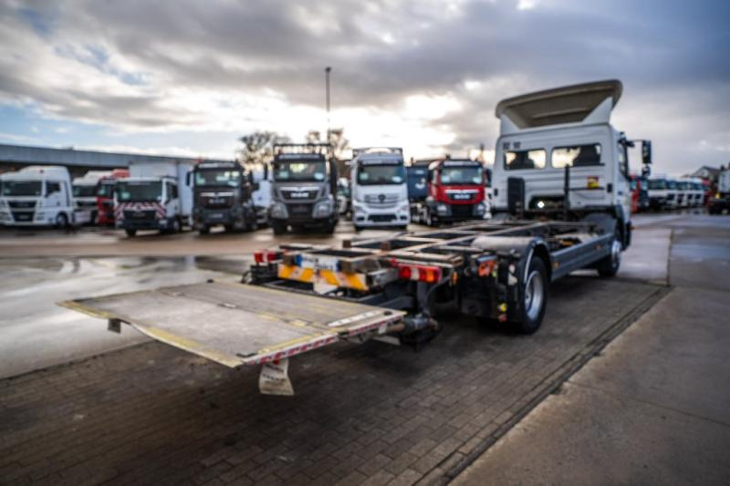 Mercedes ATEGO 1224 // HAYON DHOLLANDIA - Camion porte-conteneur/ Caisse mobile: photos 4 Mercedes ATEGO 1224 // HAYON DHOLLANDIA - Camion porte-conteneur/ Caisse mobile: photos 4