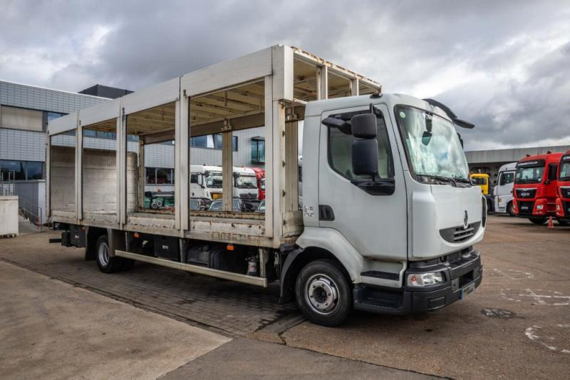 Renault MIDLUM 180 DXI (12 T) - Camion à rideaux coulissants: photos 2 Renault MIDLUM 180 DXI (12 T) - Camion à rideaux coulissants: photos 2
